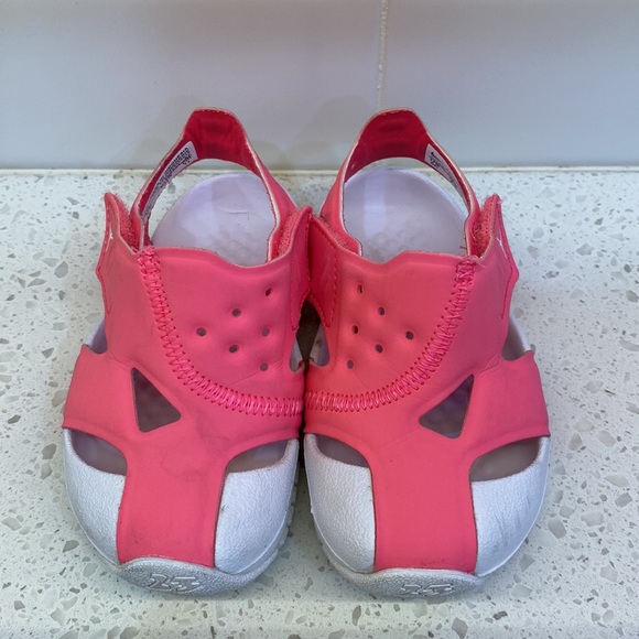 Jordan Baby Girls Neon Pink Water Sandal - Size 5C - Picture 4 of 13